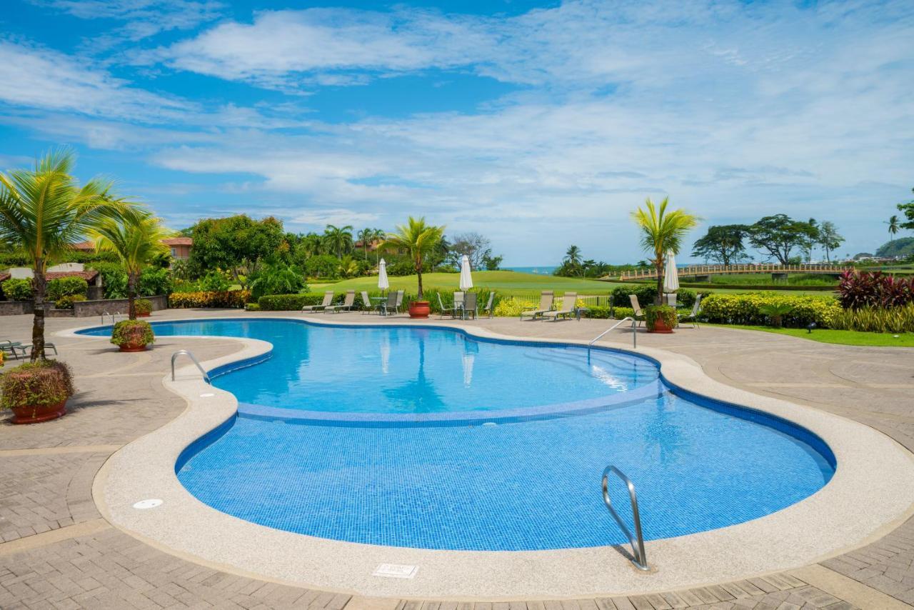 Suenos Del Mar 4g By In Cr * Playa Herradura (Puntarenas)
