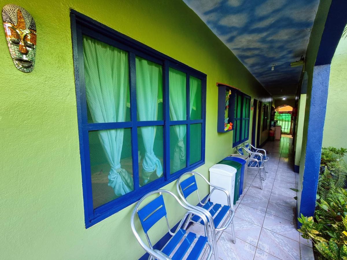Cabinas Natural Hostel *
