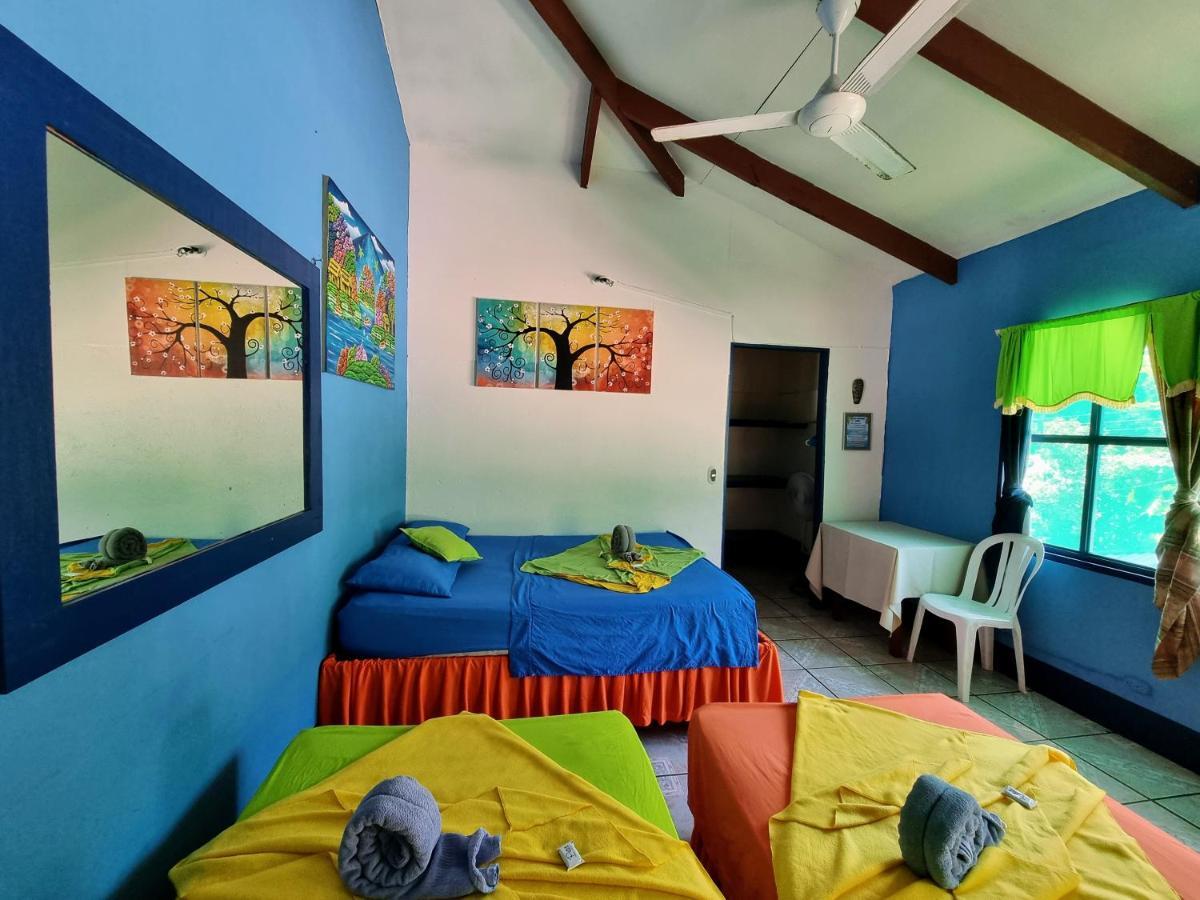 Cabinas Natural Tortuguero