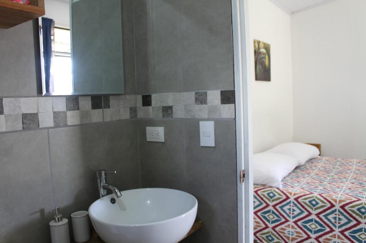 Cabinas Jade Bijagua