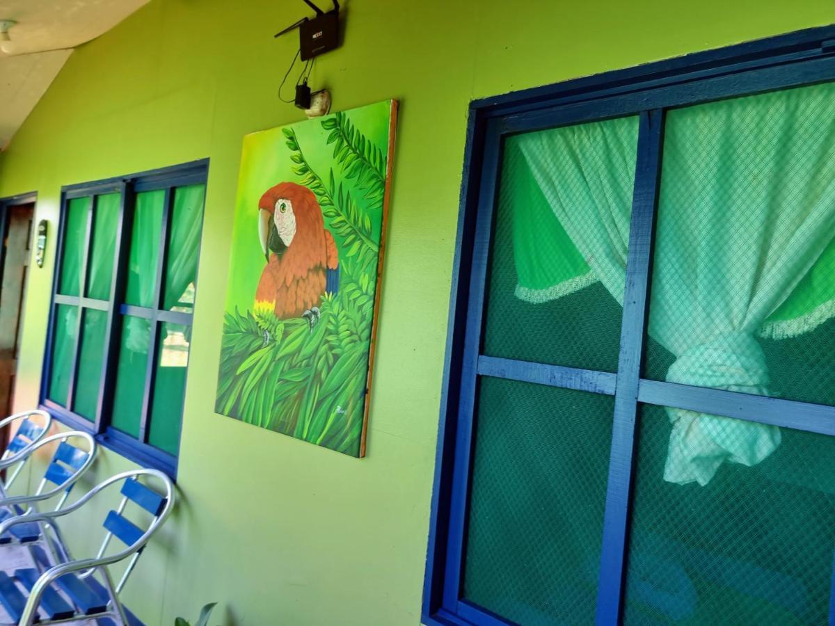 Cabinas Natural Hostel *