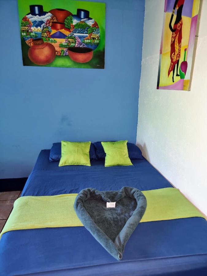 Cabinas Natural Hostel *