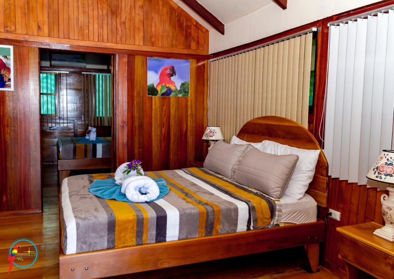 Cabana Ara Macao Lodge *