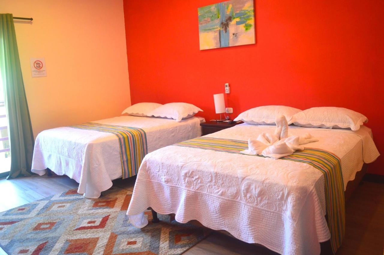 Millenium Park And 2* Manuel Antonio