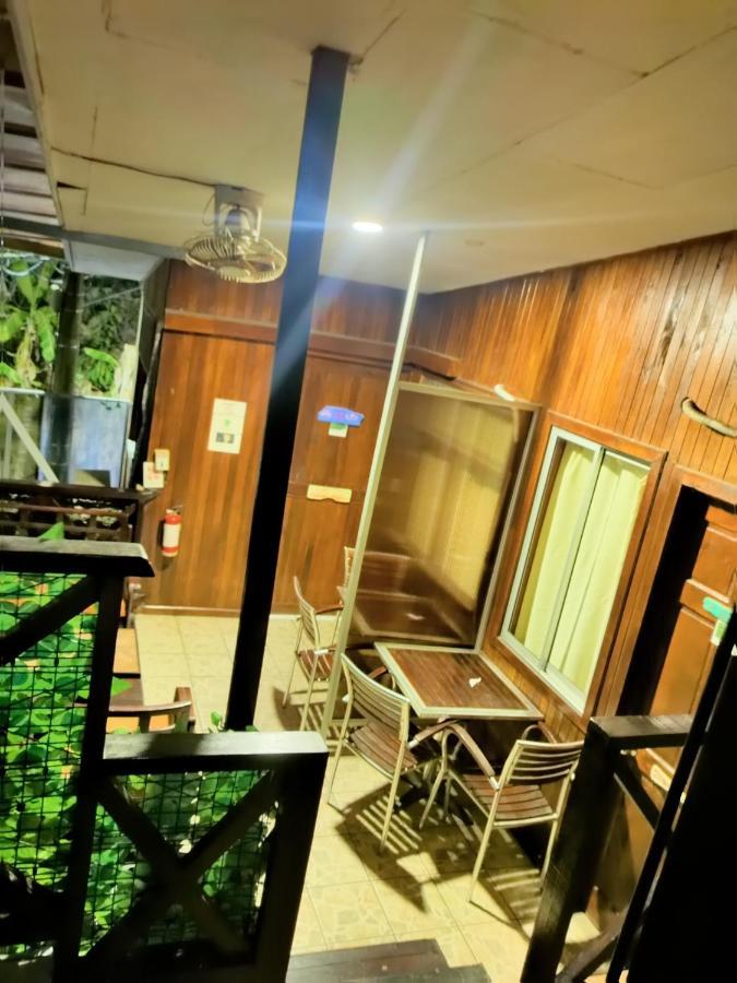 Hotel Aurora *