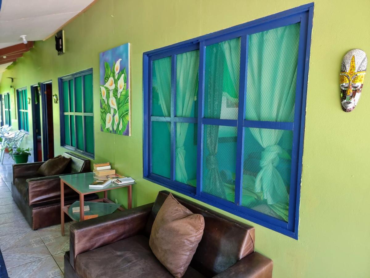 Cabinas Natural Tortuguero