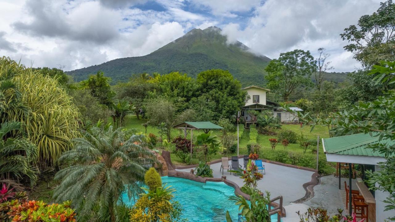 Hotel & Hot Springs Sueno Dorado