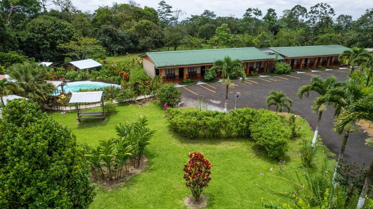 Hotel & Hot Springs Sueno Dorado *