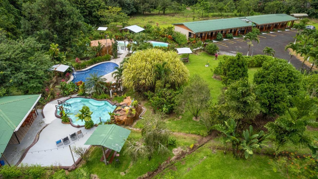 & Hot Springs Sueno Dorado