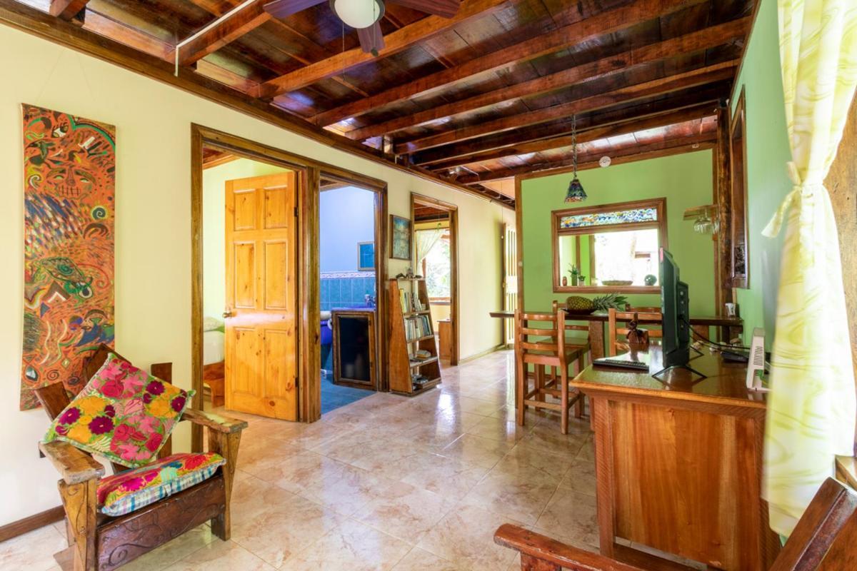 Casa Chilamates Holiday home