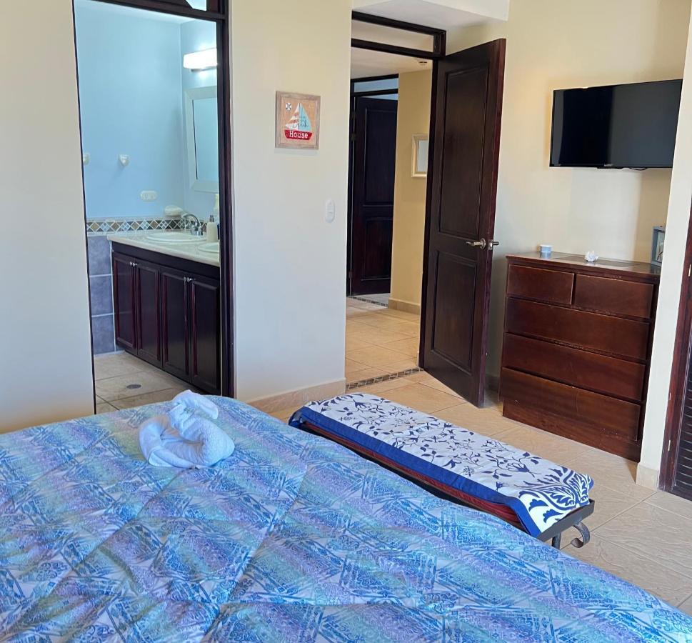 Apartment Beachfront Bahia Encantada L1 *