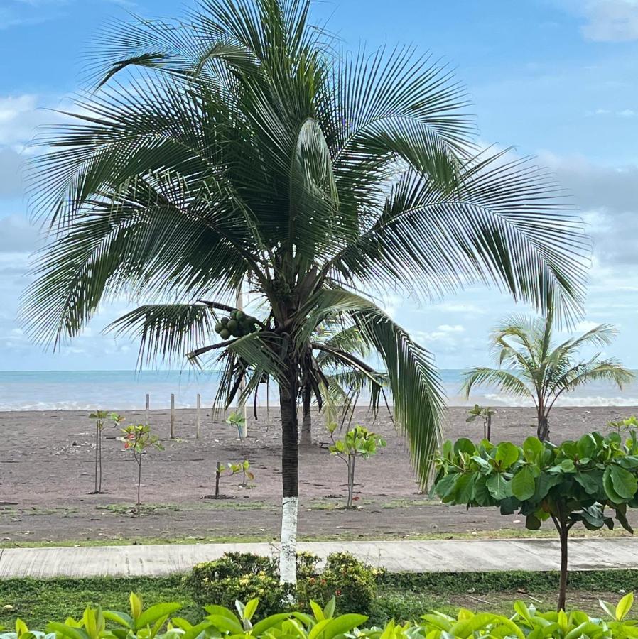 Beachfront Bahia Encantada L1 Jaco
