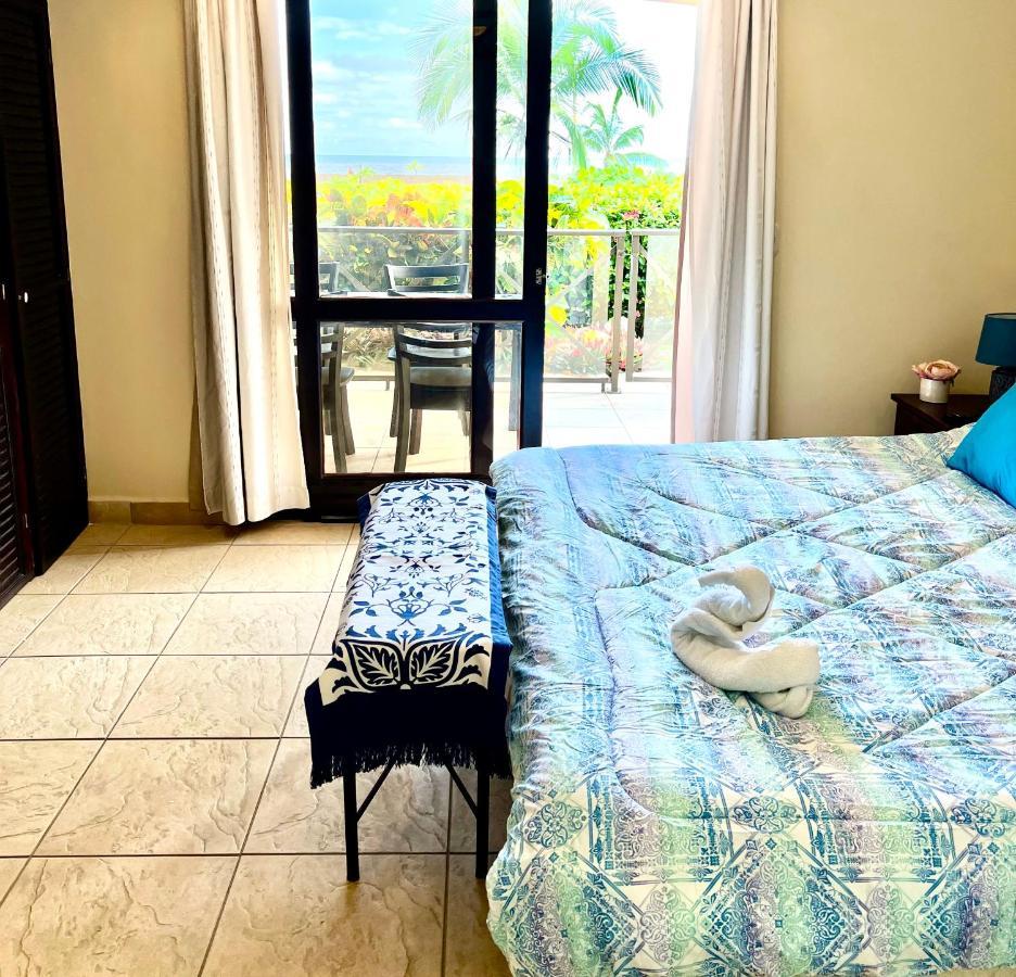 Apartment Beachfront Bahia Encantada L1 *