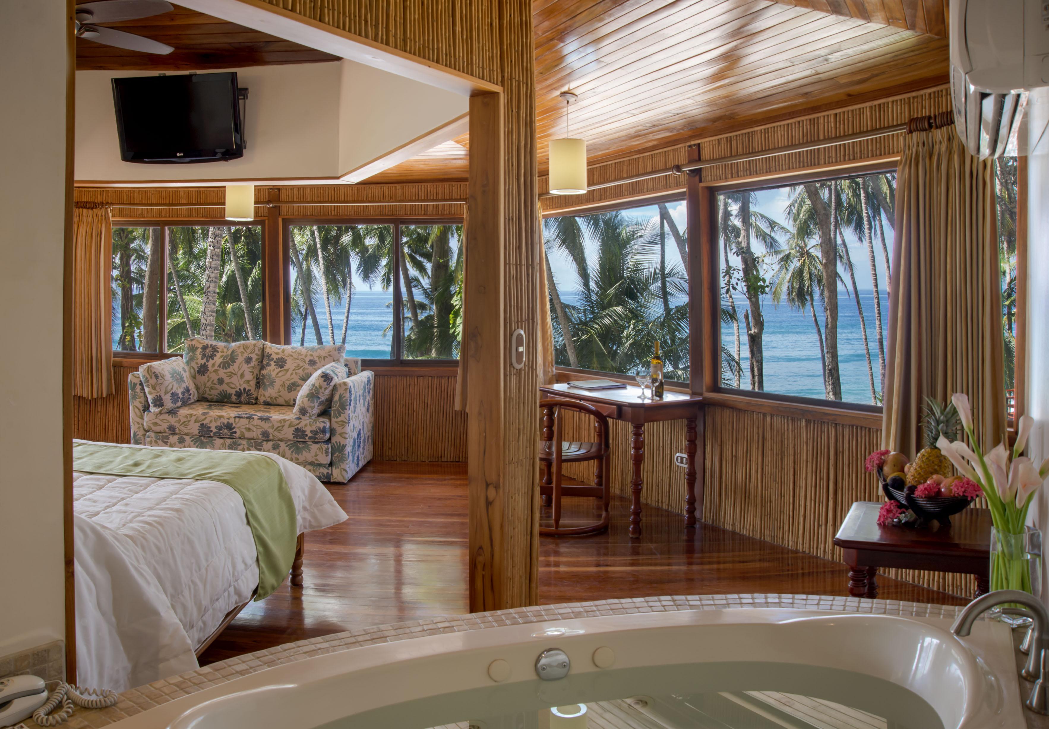 Tango Mar Beachfront Boutique & Hotel 4*