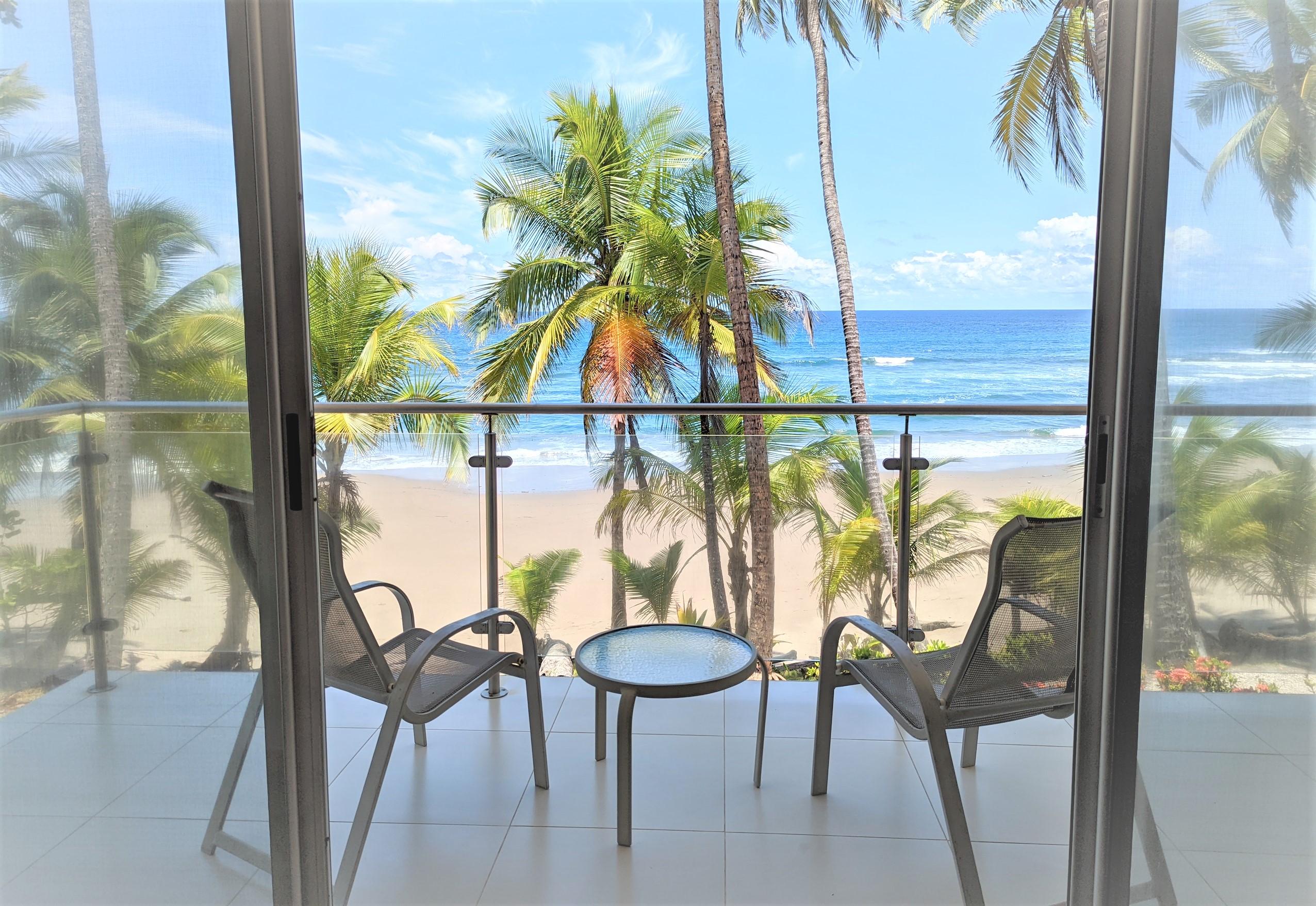 Tango Mar Beachfront Boutique & Hotel 4*