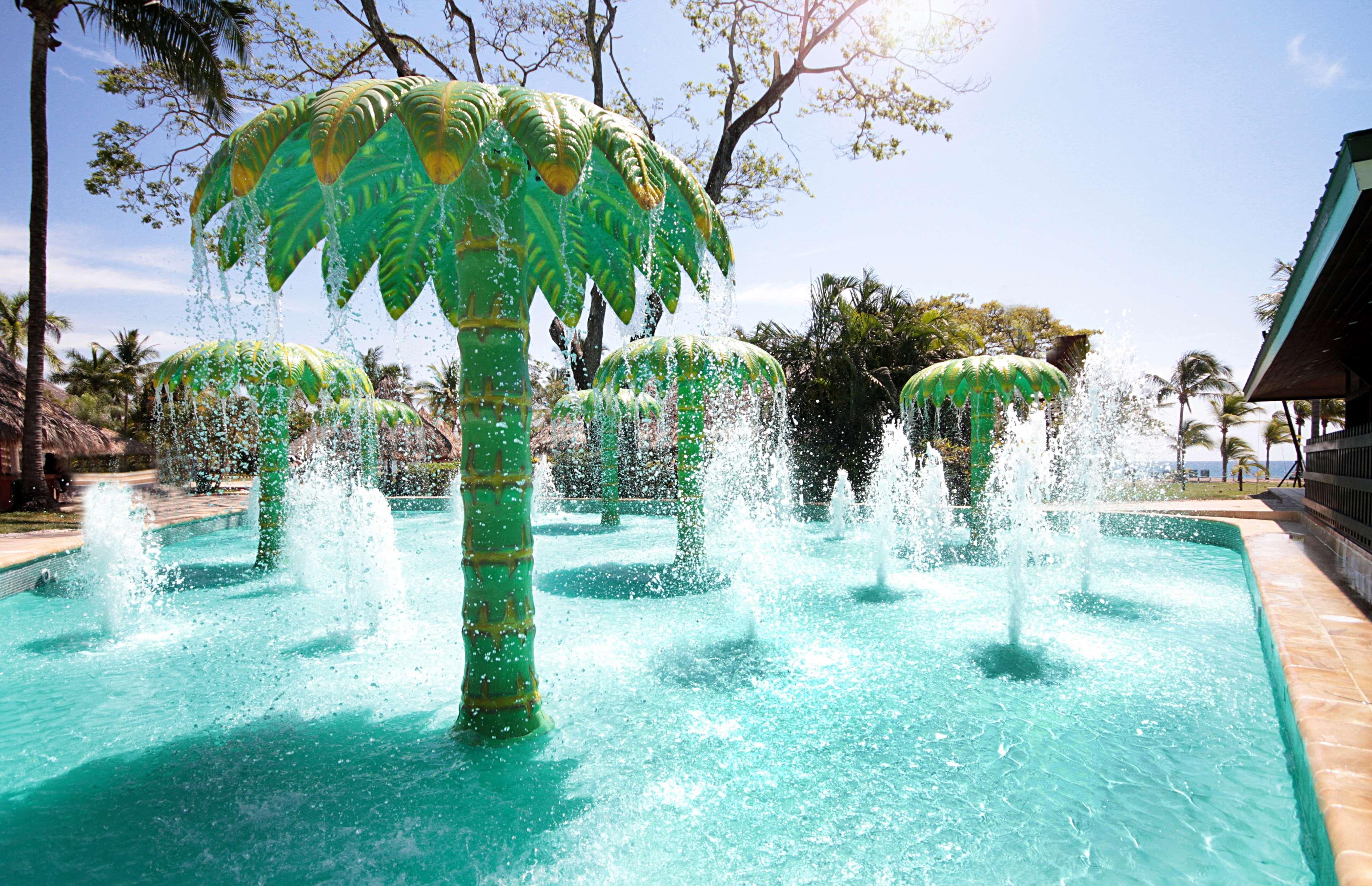 Resort Barcelo 5*