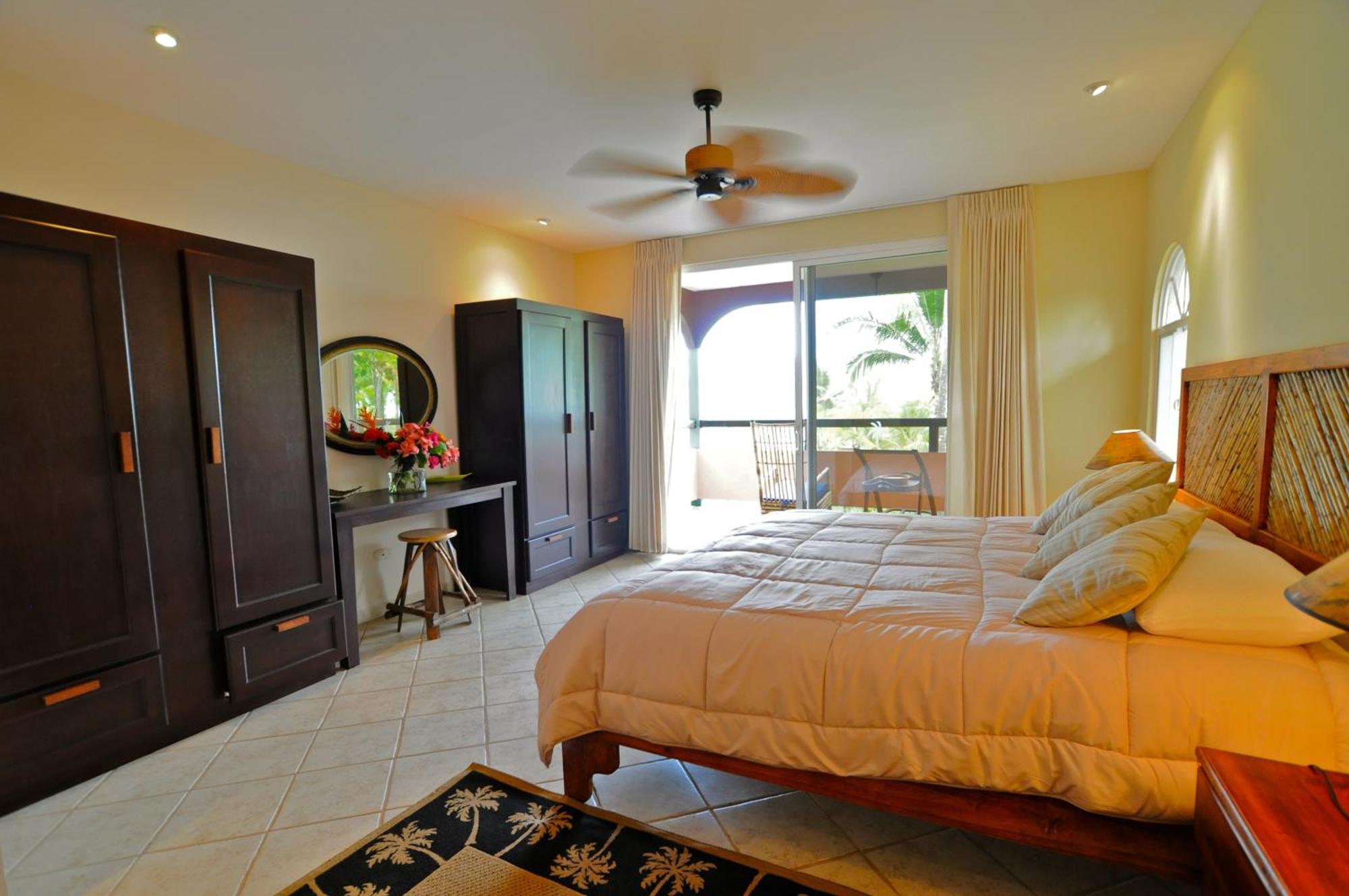 Cocomar Beachfront 4*