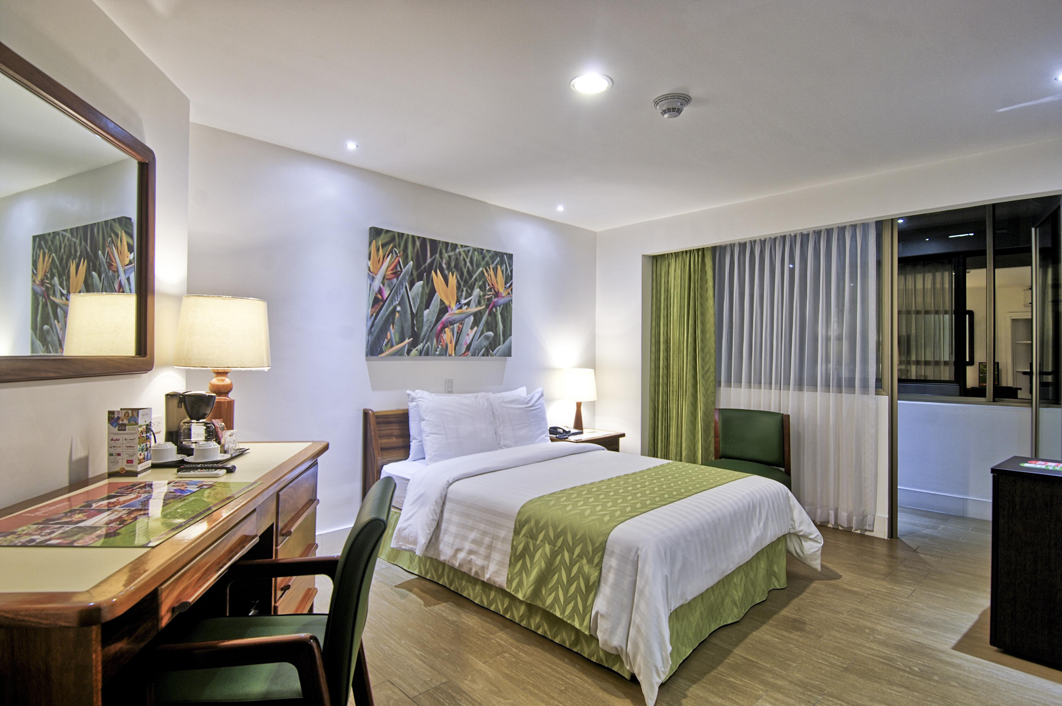 Balmoral Cr, Historic District Hotel 4*