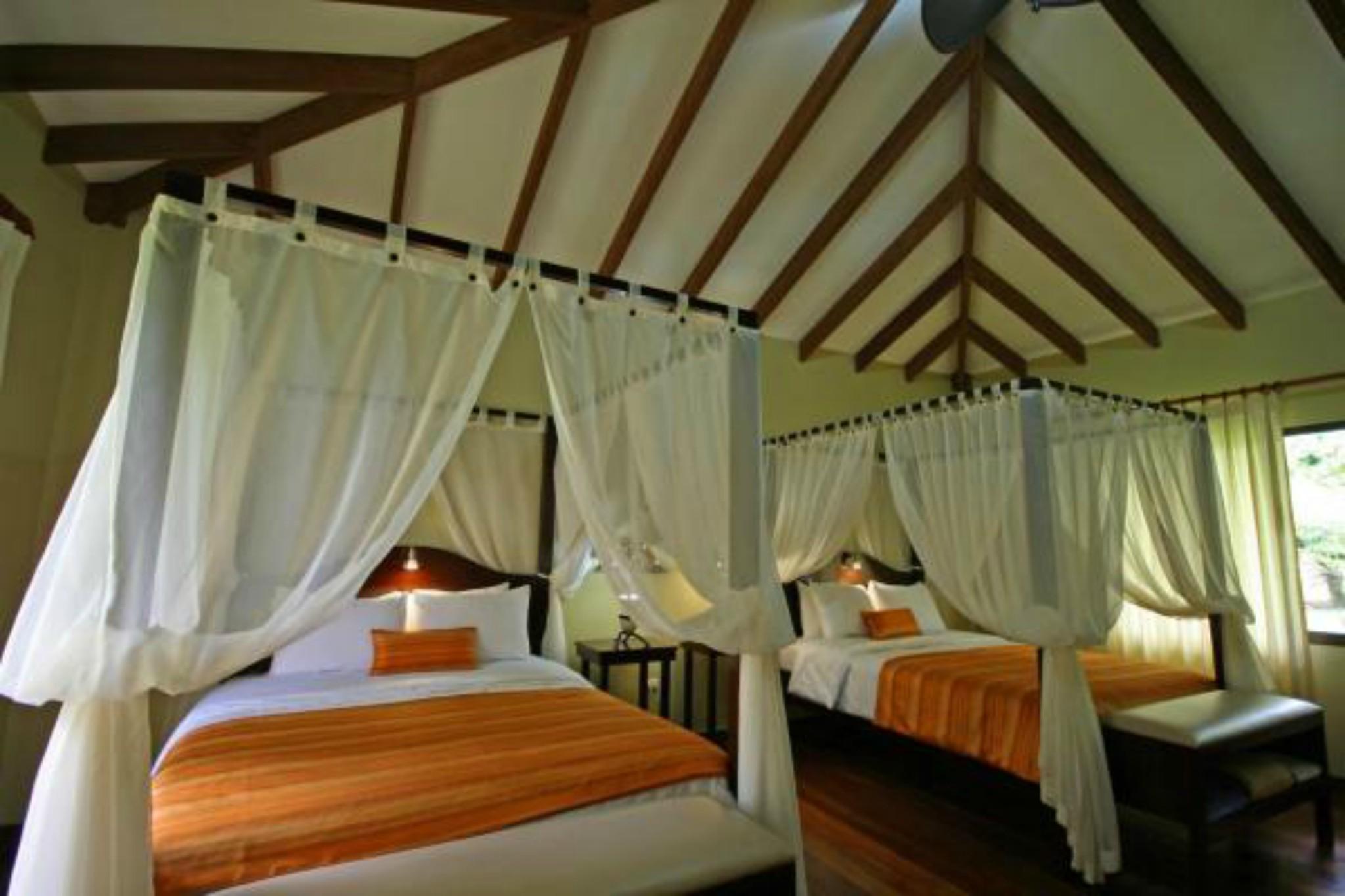 Manatus Hotel