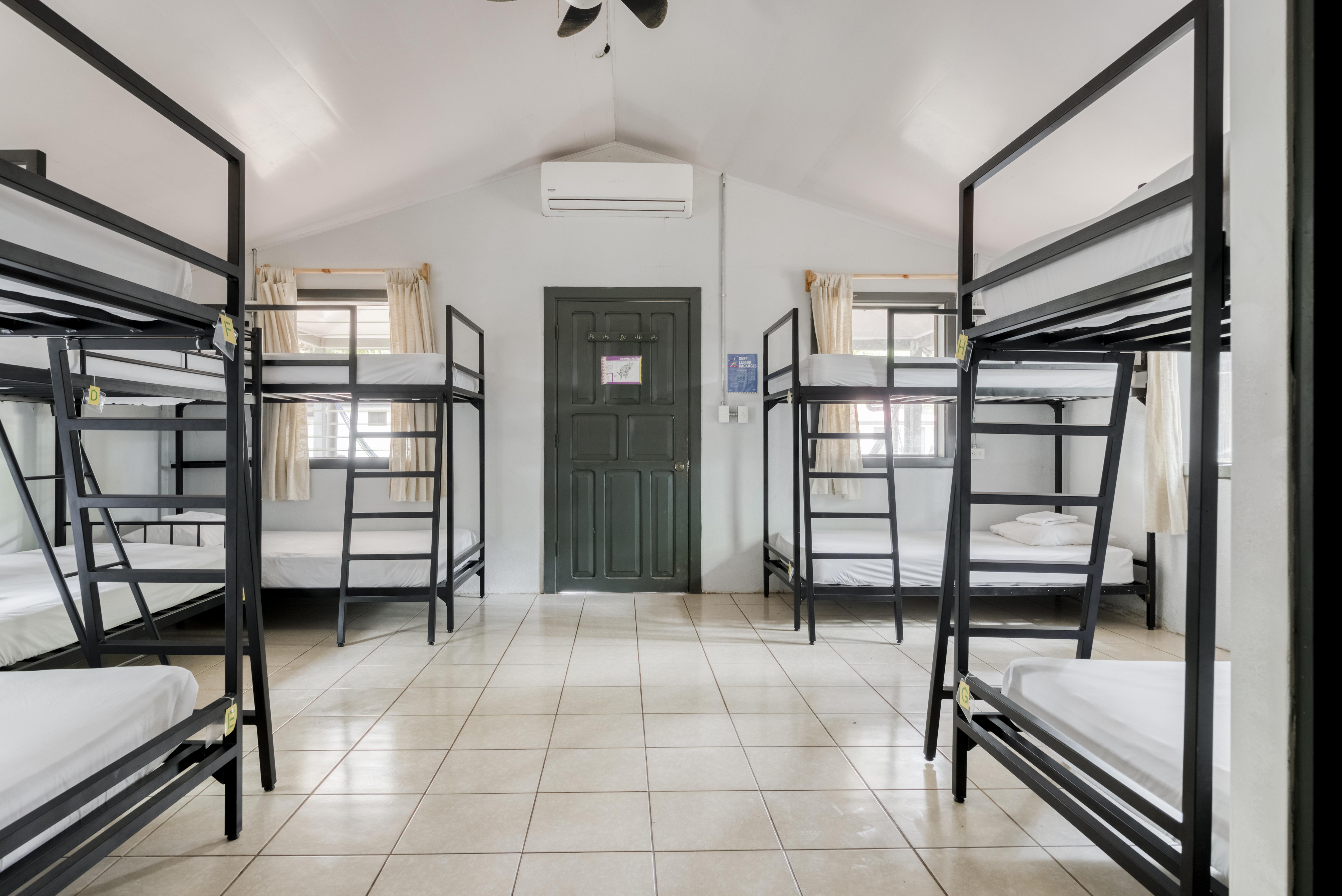 Hotel Slumber Party 3*