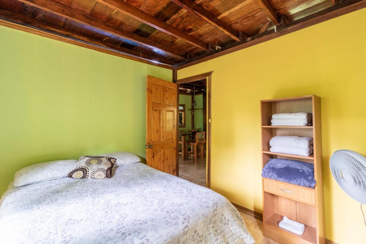 Casa Chilamates Holiday home
