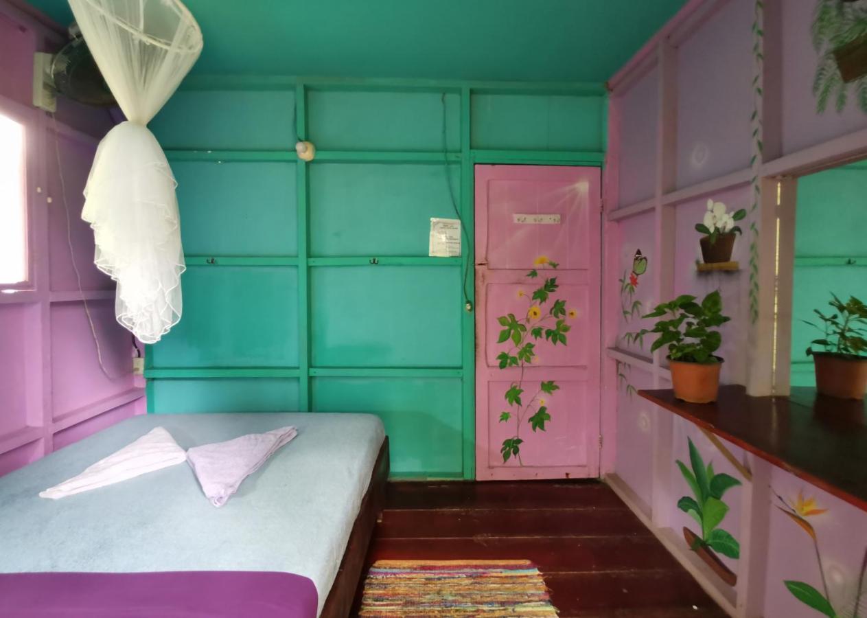 Hidden Jungle House Homestay