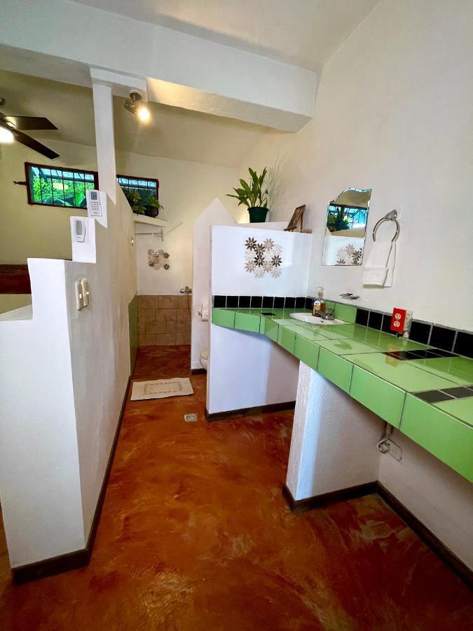 Jacquelina Hotel