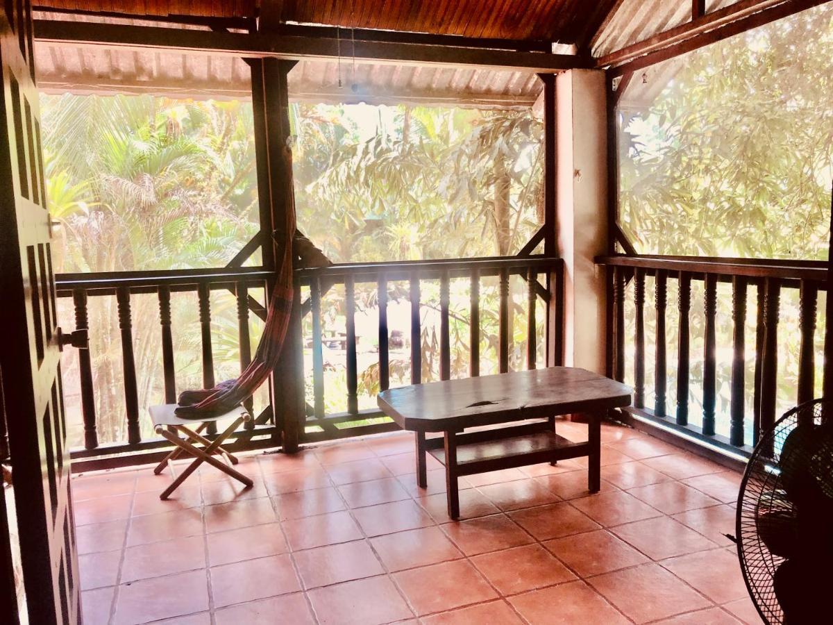 Rio Lindo Hotel