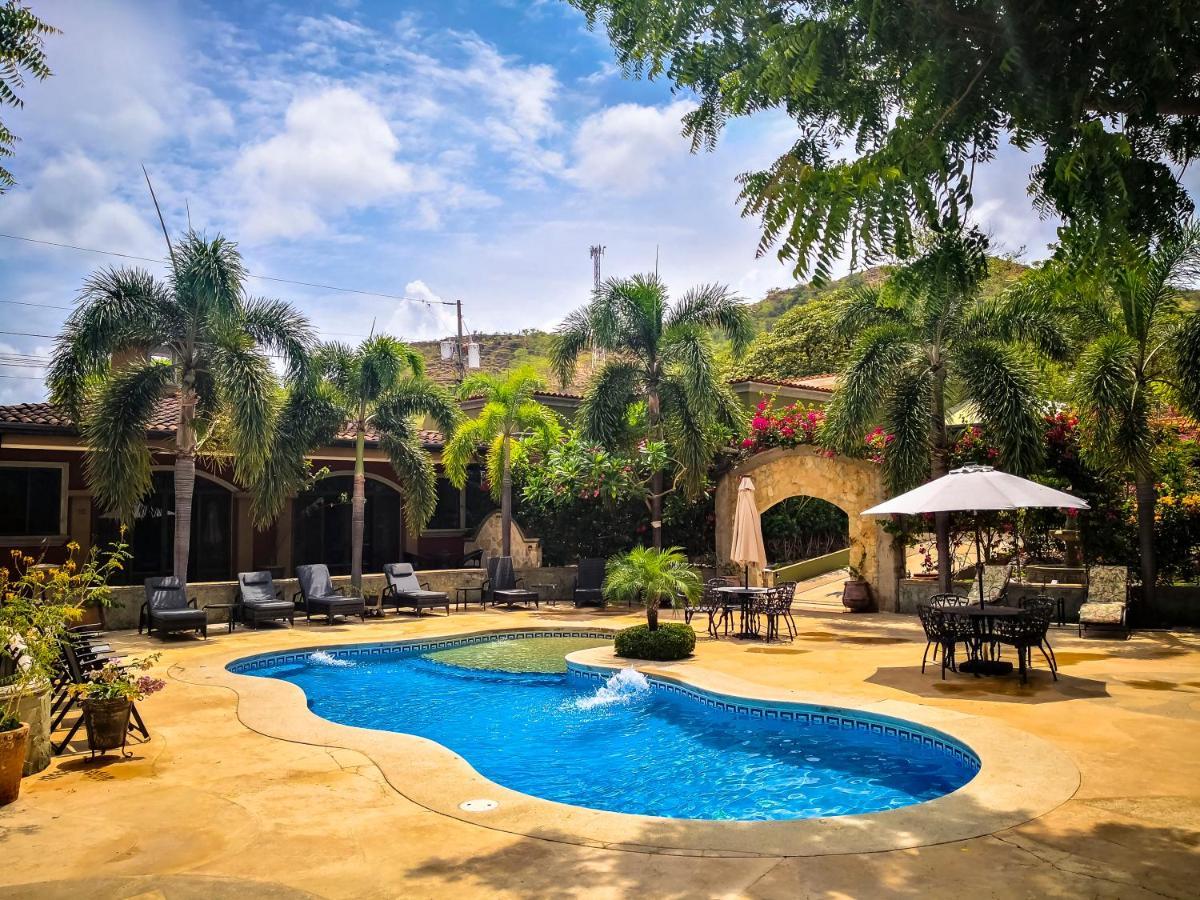 Casas Del Toro Aparthotel 3*