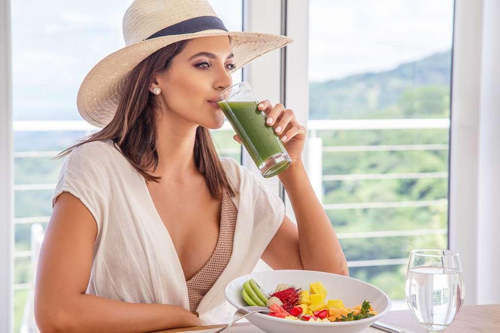 The Retreat Costa Rica Hotel 3*