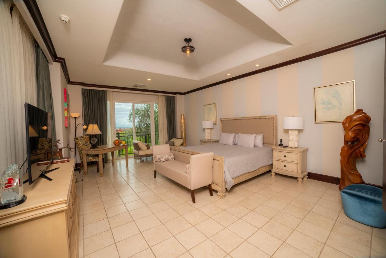 Vista Bahia 3c Ocean Views, Ample Terrace By In Cr *