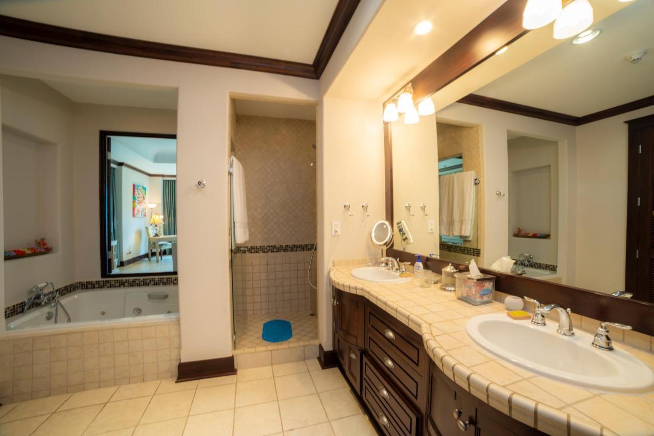 Apartment Vista Bahia 3c Ocean Views, Ample Terrace By In Cr