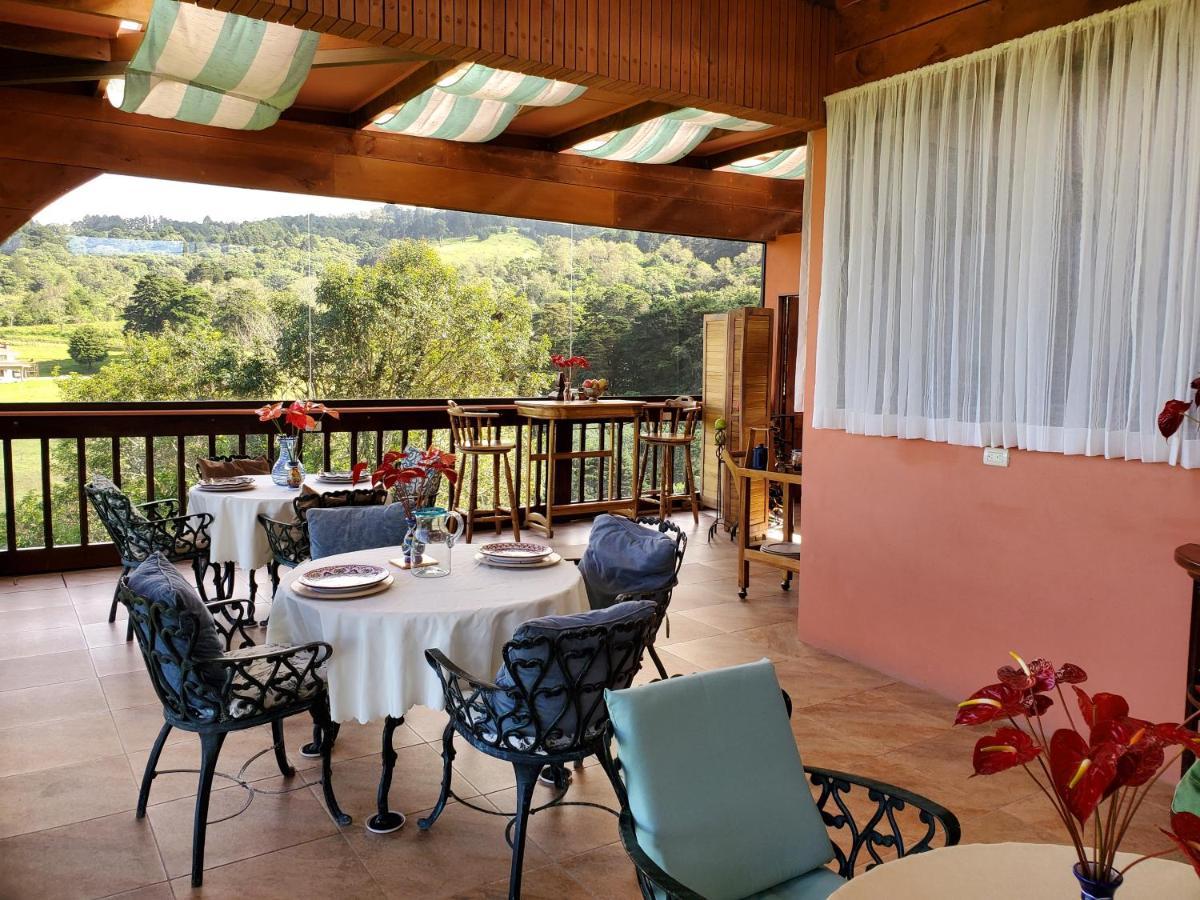 Finca Paraiso Mountain Retreat Near San Jose Airport Hotel 5*
