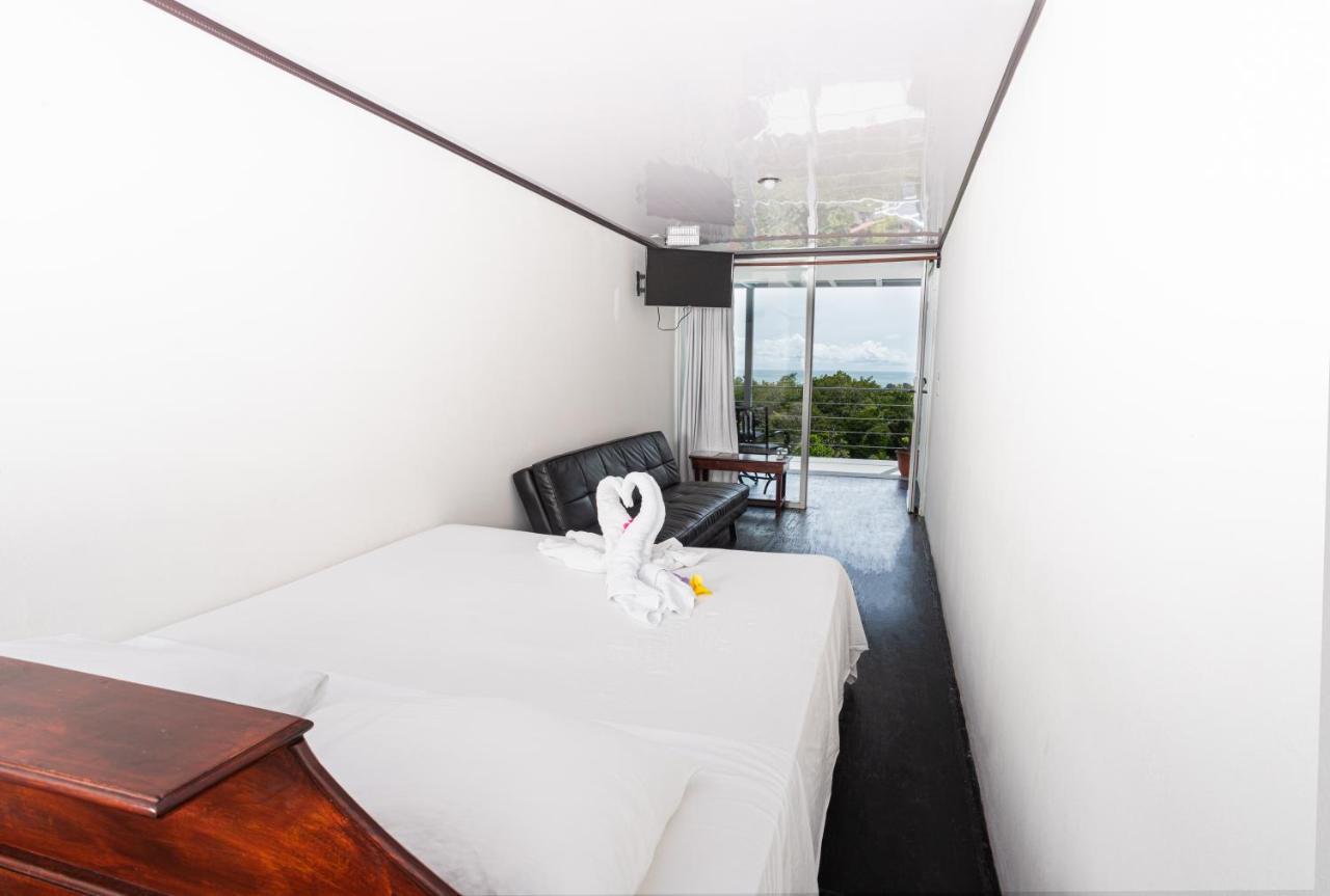 Hotel El Faro Containers 3*