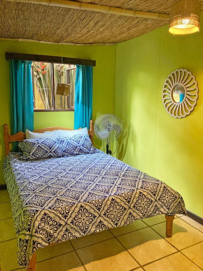 Montana Linda Hostel Orosi