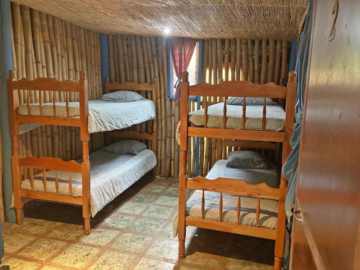 Hostel Montana Linda