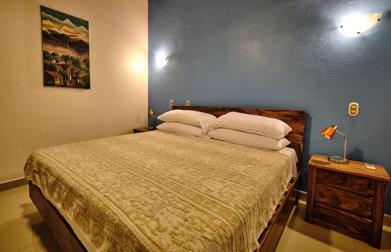 Casa Smilin' Dog Apartment Tamarindo