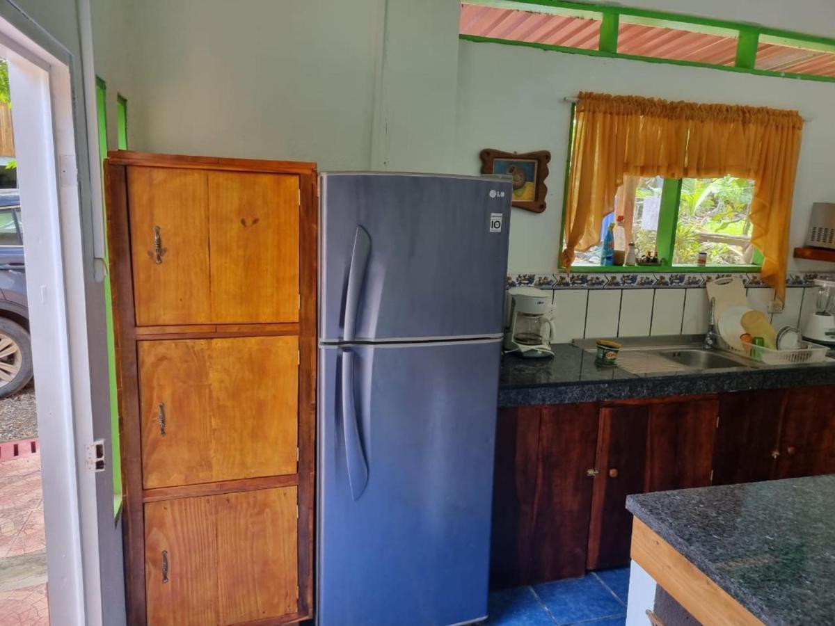 Bed & Breakfast Cristina - Familiar Tambor (Puntarenas)
