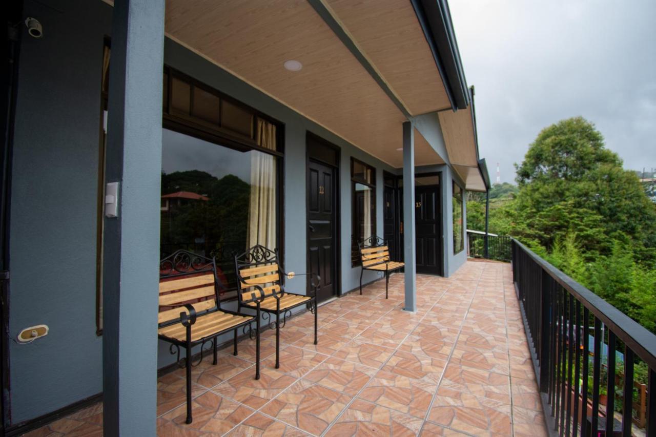 Cabinas Eddy 2* Monteverde