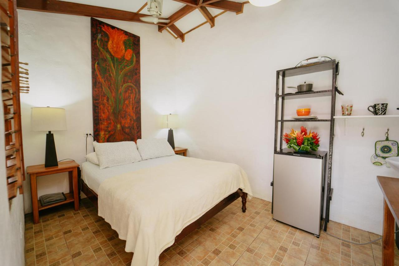 Bed & Breakfast Dreamy Contentment