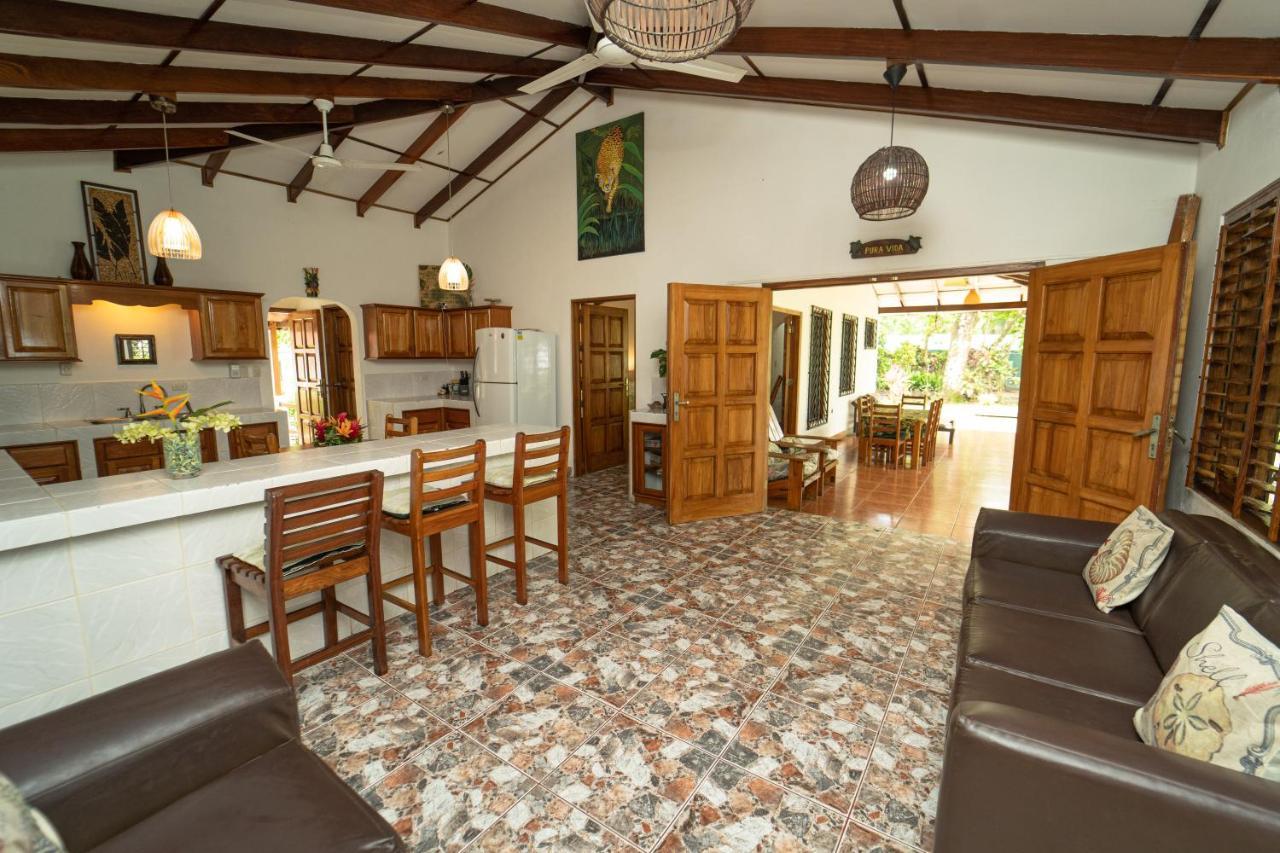 Bed & Breakfast Dreamy Contentment
