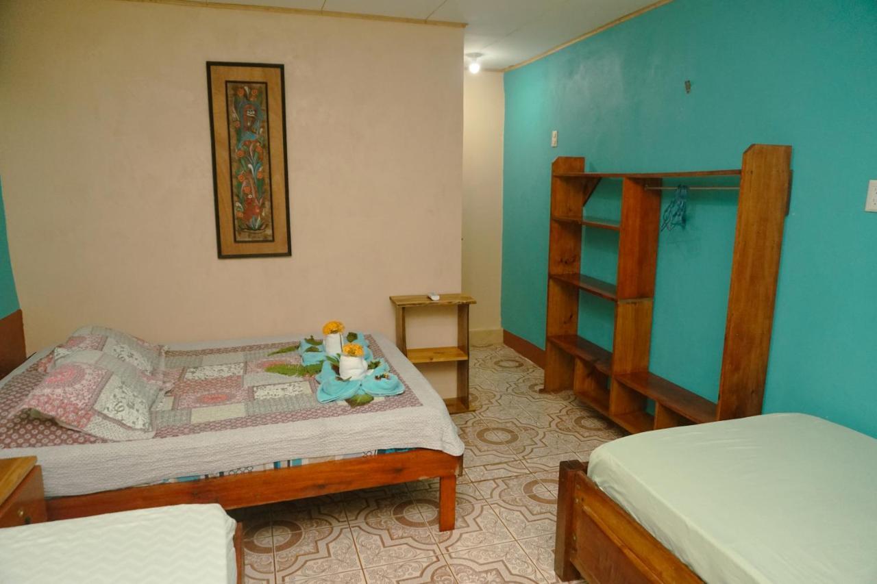Hotel Gitana Corcovado, Y Tour Operador