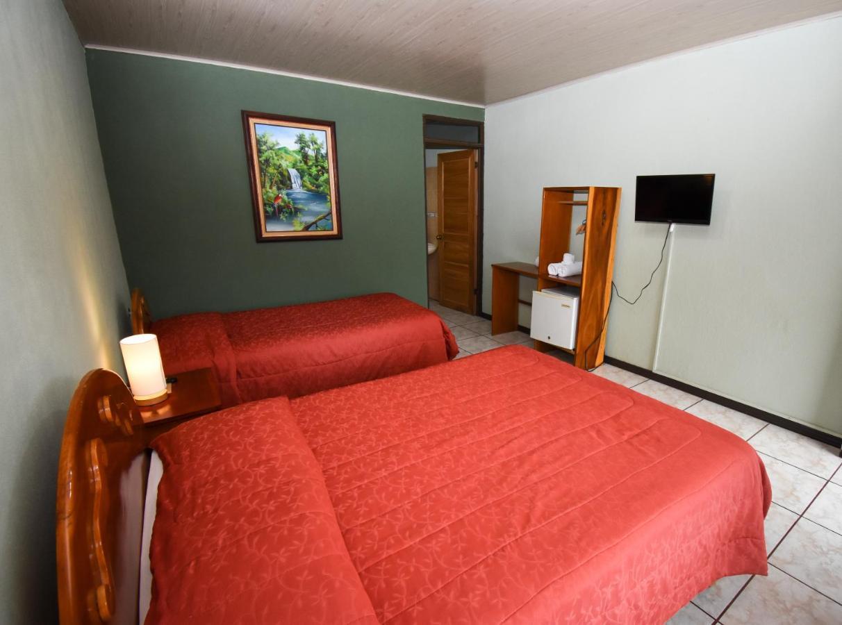 Cabinas Eddy 2* Monteverde