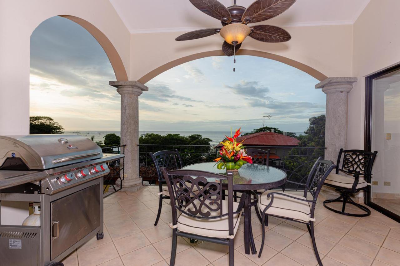 Sunrise 48- 3 Bedroom Ocean View Penthouse Apartment Tamarindo