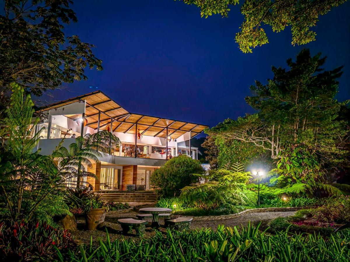 & Gardens By Boeena Lodge *