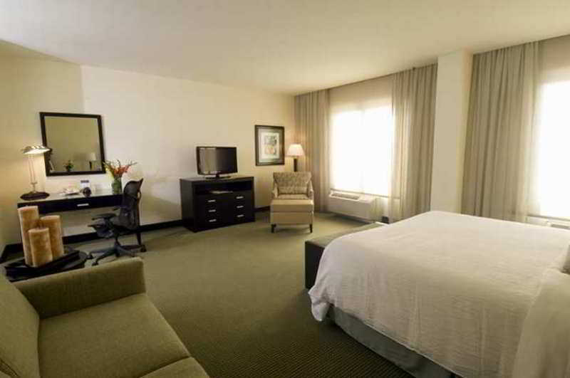 Hilton Garden Guanacaste Airport Hotel