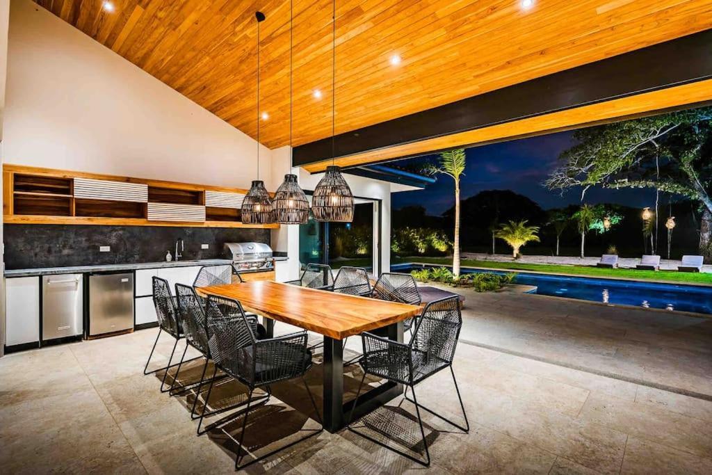 Twilight Tree 5bdr Nature & Exclusivity San Jose Pinilla