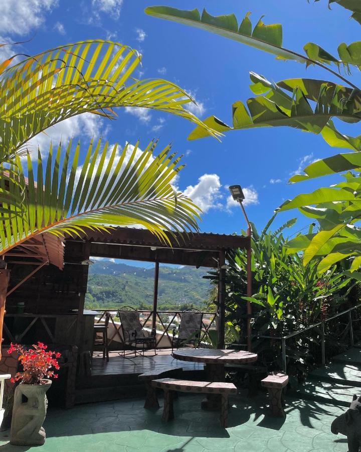 Dreams Orosi Guest house *
