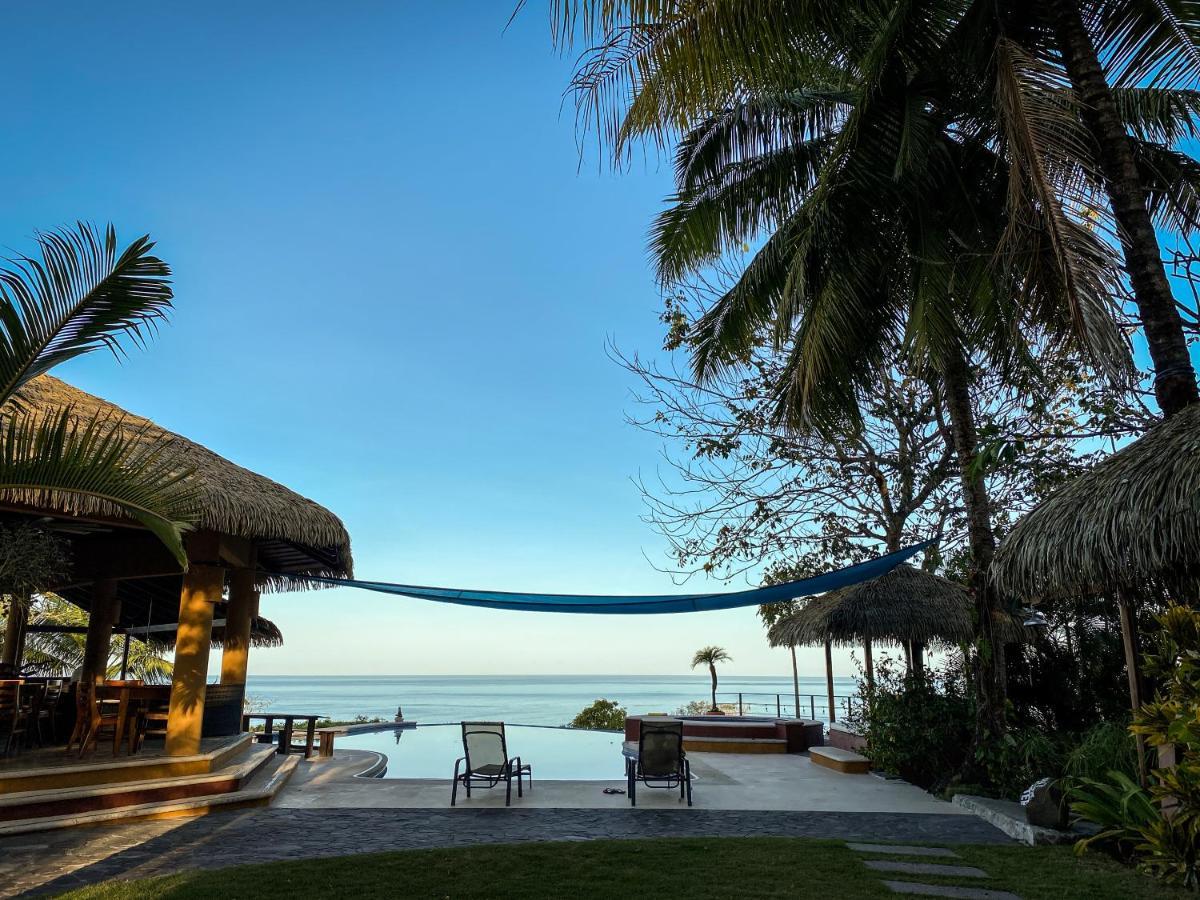 Vista De Olas Hotel 4*