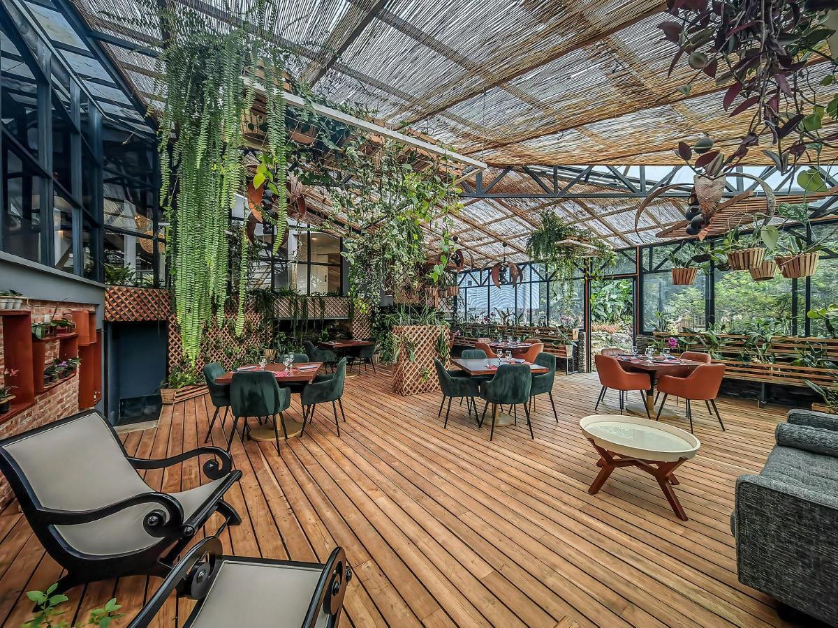 Lodge & Gardens By Boeena *